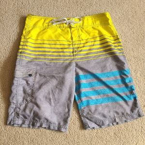 O'neill board shorts size 32, yellow/blue/grey